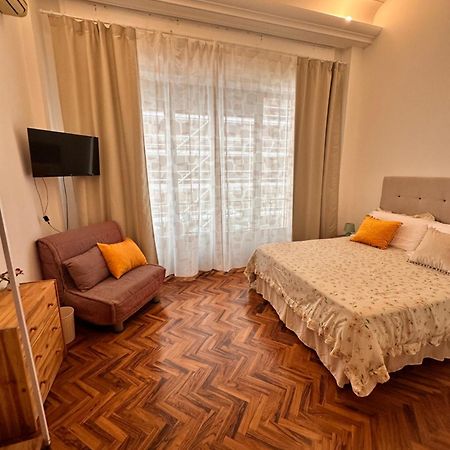 Appartamento Kasa Porto Palermo Esterno foto