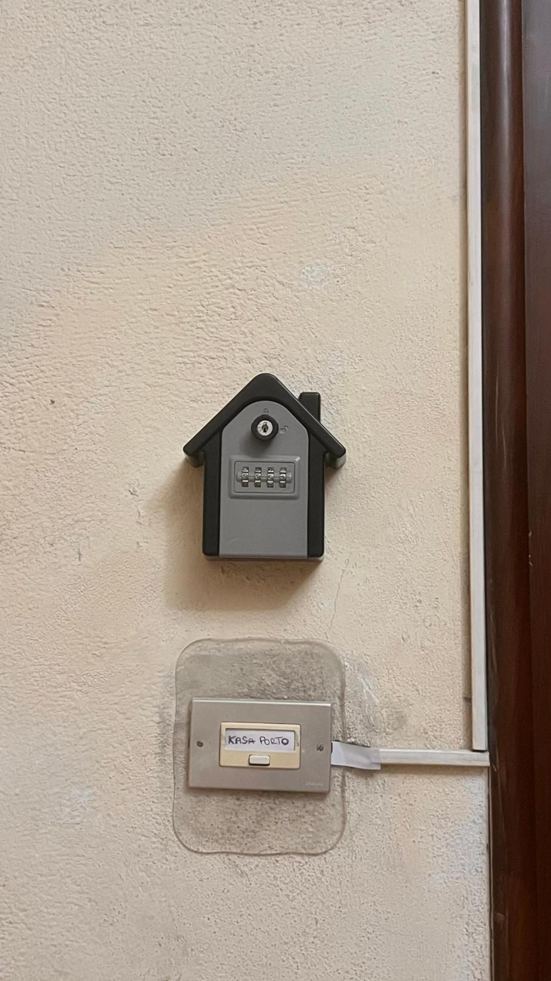 Appartamento Kasa Porto Palermo Esterno foto